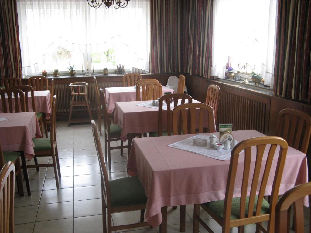 מלון Höflein an der Donau Gasthaus Roter Hahn מראה חיצוני תמונה